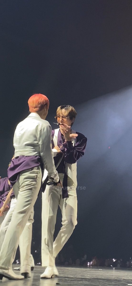 mingyuniverse's tweet photo. i’ll be spamming y’all with my pics from the con since i’m rewatching all my fancams for the nth time 🫶🏼 @ATEEZofficial 

#EHTEEZPRESENT #ATEEZinHamilton
#ATEEZinCanada #ATEEZWORLDTOUR2022 https://t.co/8V7rAyuHcY