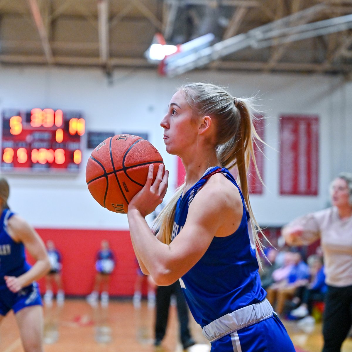 Wow....<a href="/BownCameryn/">Cameryn Bown</a> brought the guns out last night...

<a href="/AlthausEJC/">Bill Althaus</a> <a href="/girls_gvhoops/">GV Girls Basketball</a> <a href="/graciekkay10/">Grace Slaughter</a> <a href="/MckenahSears/">McKenah Sears</a> <a href="/GVHSActivities/">GVHS Activities</a> <a href="/VALLEYSUPERFANS/">GRAIN VALLEY SUPERFANS</a>