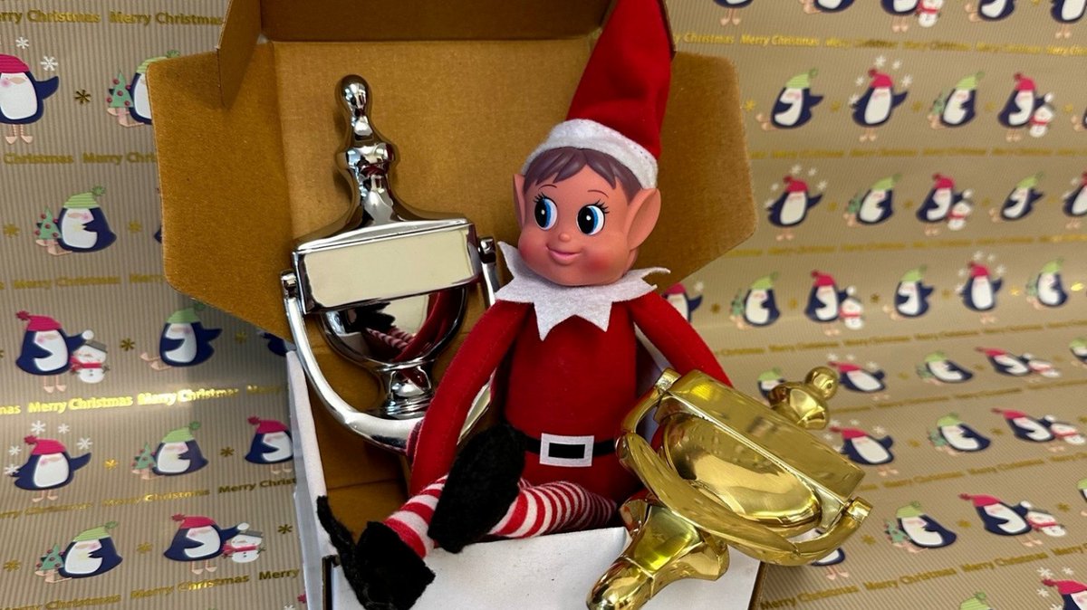 Chase_Hardware's tweet image. Knock knock, who’s there? Elf is busy packing an order of door knockers today!

Shop here: chase-hardware.co.uk/lunn-hardware/…

#ChaseHardware #Elf #ElfOnTheShelf #Christmas #CountdownToChristmas
