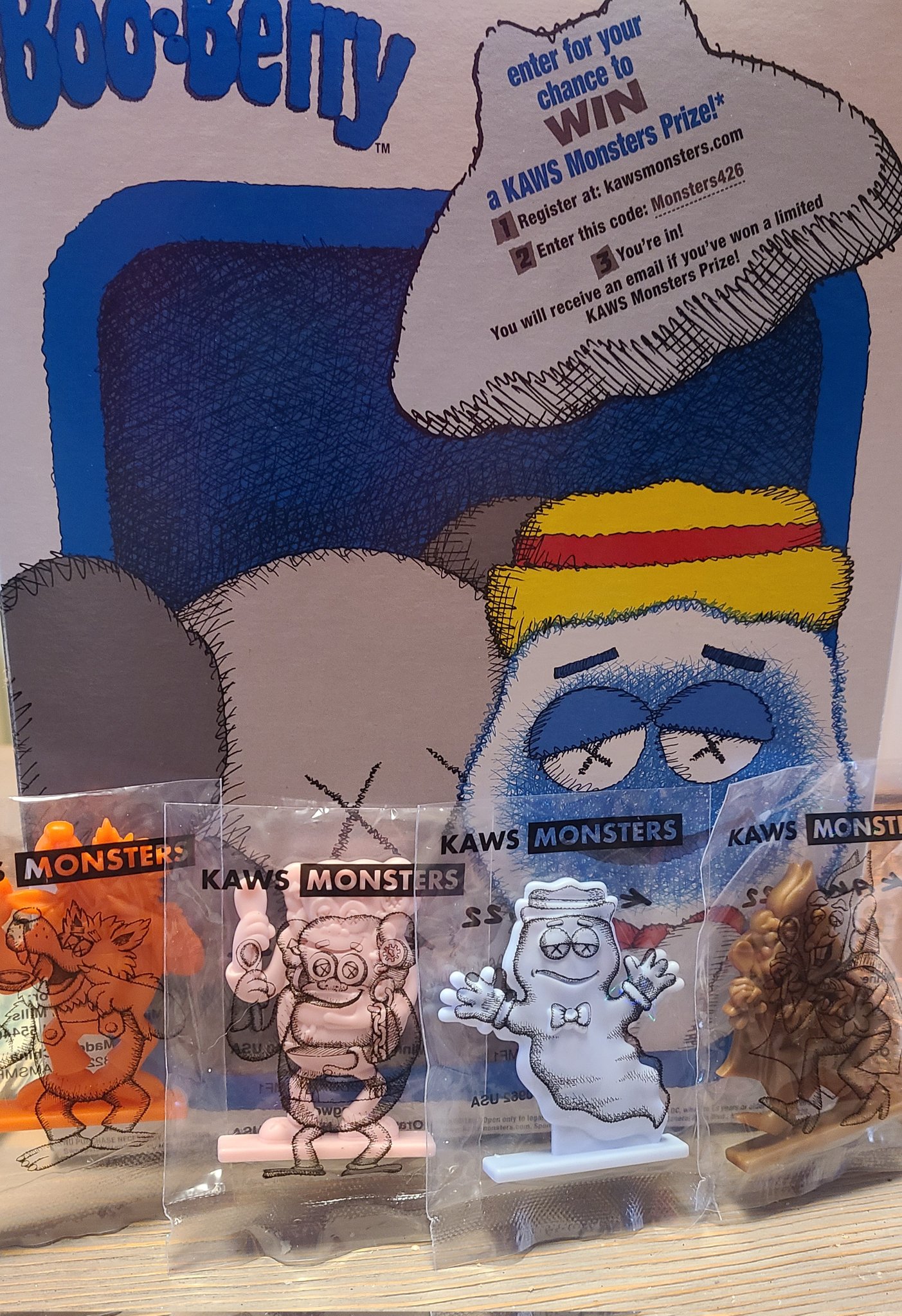 即発送 kaws モンスター シリアル ポスター 4種セット monsters | www