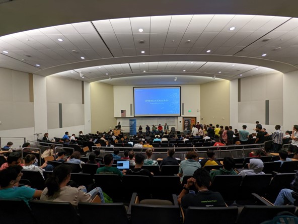 JP Morgan and Chase CO., discusses software engineering internship opportunities.
#JPMC #usfcse #cppmember #GoBulls
usf.edu/engineering/cs…