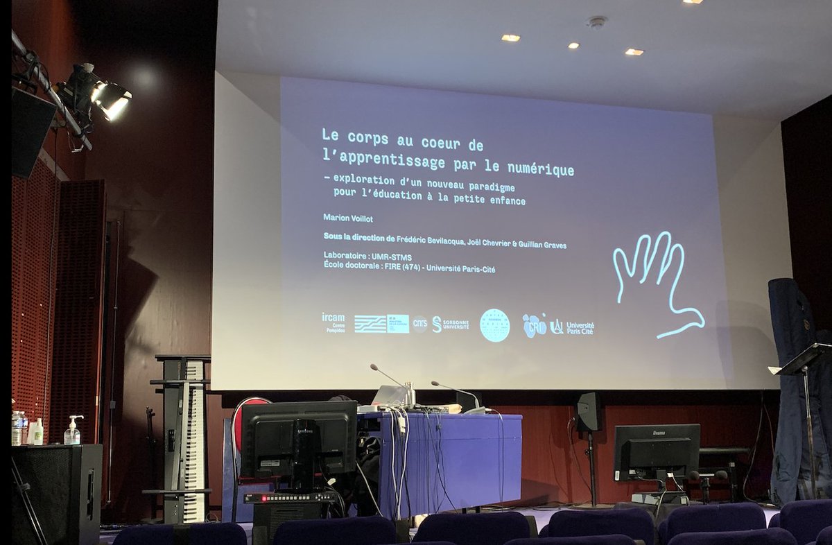 Lilylearn_FR's tweet photo. “Le corps au cœur de l’apprentissage par le numérique”. Un travail que nous avons eu plaisir à découvrir. Merci à Marion Voillot pour cette thèse interdisciplinaire très riche sur le #numérique au service de l'#apprentissage pour la petite enfance. https://t.co/eZShFhc1Zb