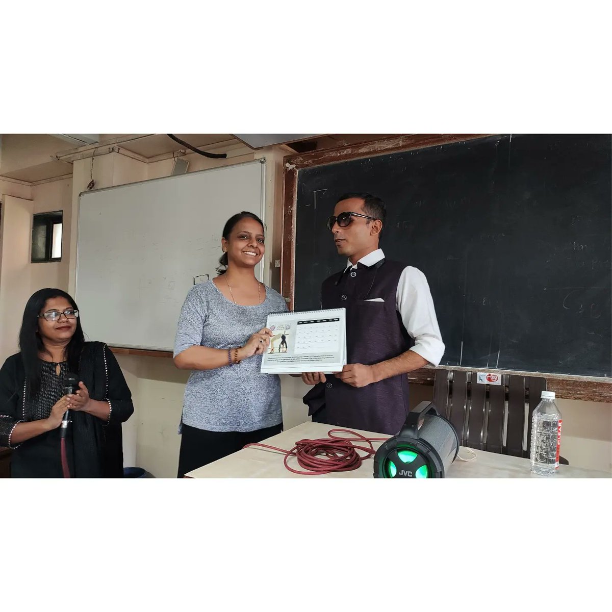 nss_llrc's tweet photo. NSS UNIT organised a session on I Can Watch Me on the occasion of World Disability Day on 3rd December 2022 at Lala Lajpatrai College. The resource person was Mr. Shamshegir Shaikh who thought us that Disability cannot stop one from becoming a complete personality and guide us https://t.co/XjMc4Udei5