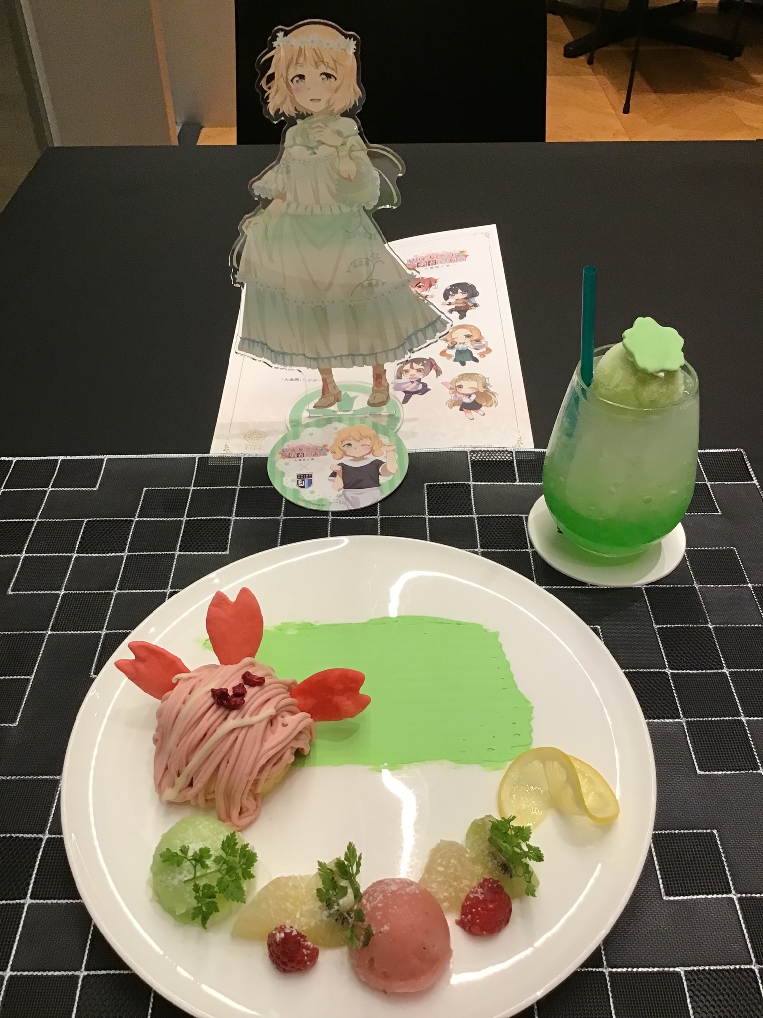 結城友奈は勇者である ゆゆゆい 公式 お誕生日おめでとう 12月7日は犬吠埼樹のお誕生日です 音楽のテストで緊張していた樹が ライブハウスのような場所で 堂々と歌っている姿には 風でなくても成長を感じます 歌手 になるという夢に