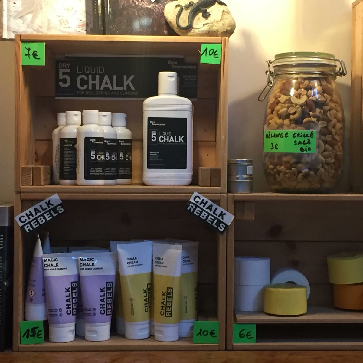 chalk_rebels's tweet photo. Product Dev. One of he greatest feelings is seeing your own product on display in gyms. Especially after all of the suffering due to COVID lockdowns. Getting product in gyms took MONTHS longer than planned. Pic is from early 2021 #buildinpublic #climbing #liquidchalk https://t.co/sKczdcoT2Q