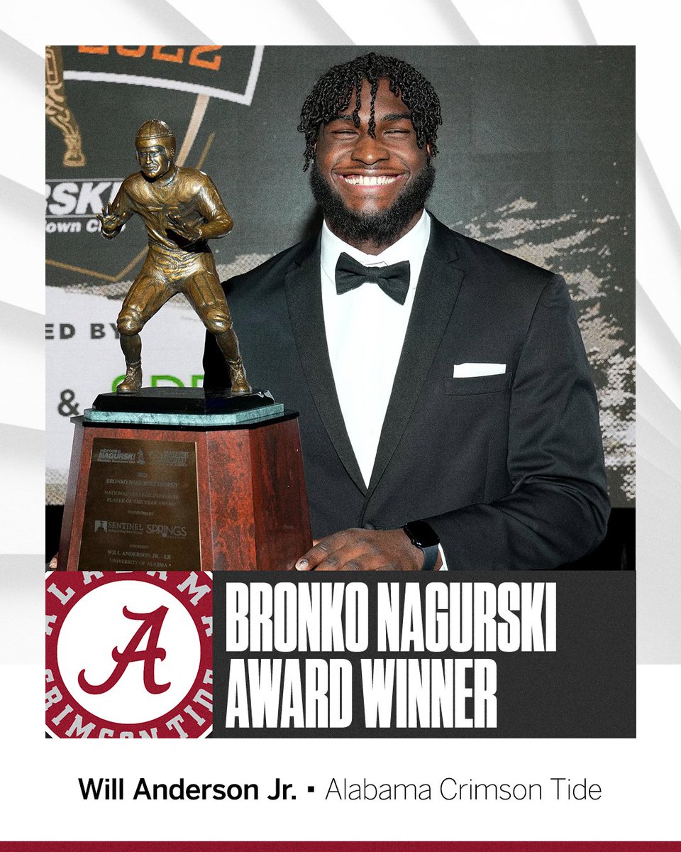 SECNetwork's tweet photo. The best defensive player in college football ... again 😤

Will Anderson Jr. repeats as the Nagurski Award winner 🏆

(📸: @AlabamaFTBL) https://t.co/3uvCorU3Jm