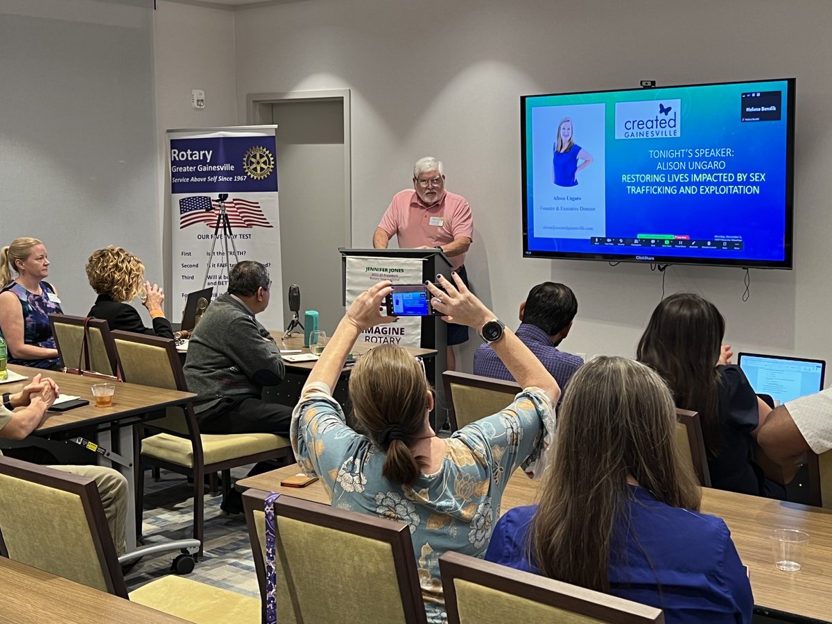 Greater6970's tweet image. 1/2 Last night we had the honor of having Alison Ungaro, Founder and Executive Director of Created Gainesville as our guest speaker. Thank you to club member Casey Scott for scheduling Alison to come and speak to us. #rotaryclubofgreatergainesville #IsItFun #wearegreater6970