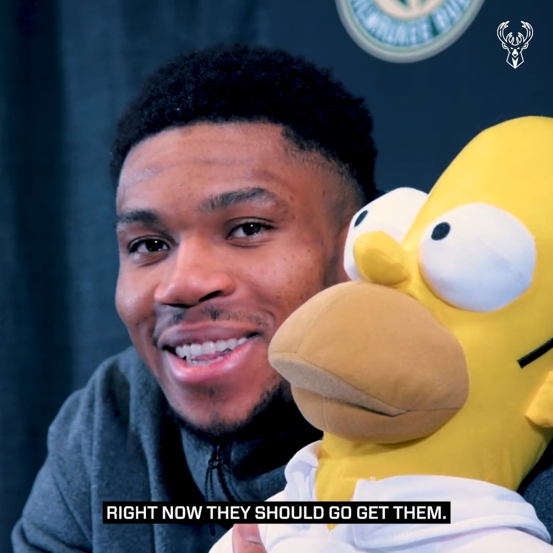 Happy birthday to Giannis Antetokounmpo, who can always make everyone smile 