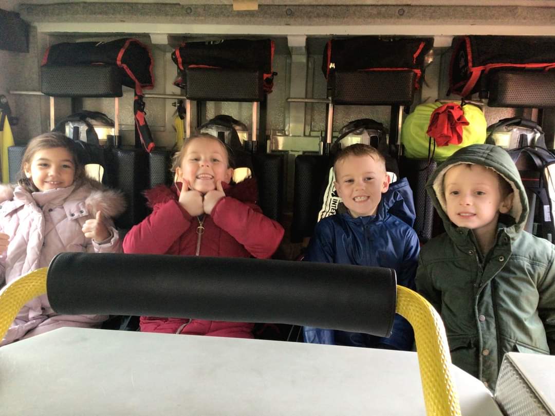 Big thank you to <a href="/WoodhallSpaFire/">Woodhall Spa Fire Station</a> for visiting Red and Yellow class today to end their topics 'People who help us' and 'The Great Fire of London' 🔥🧑🏼‍🚒🚒🚨