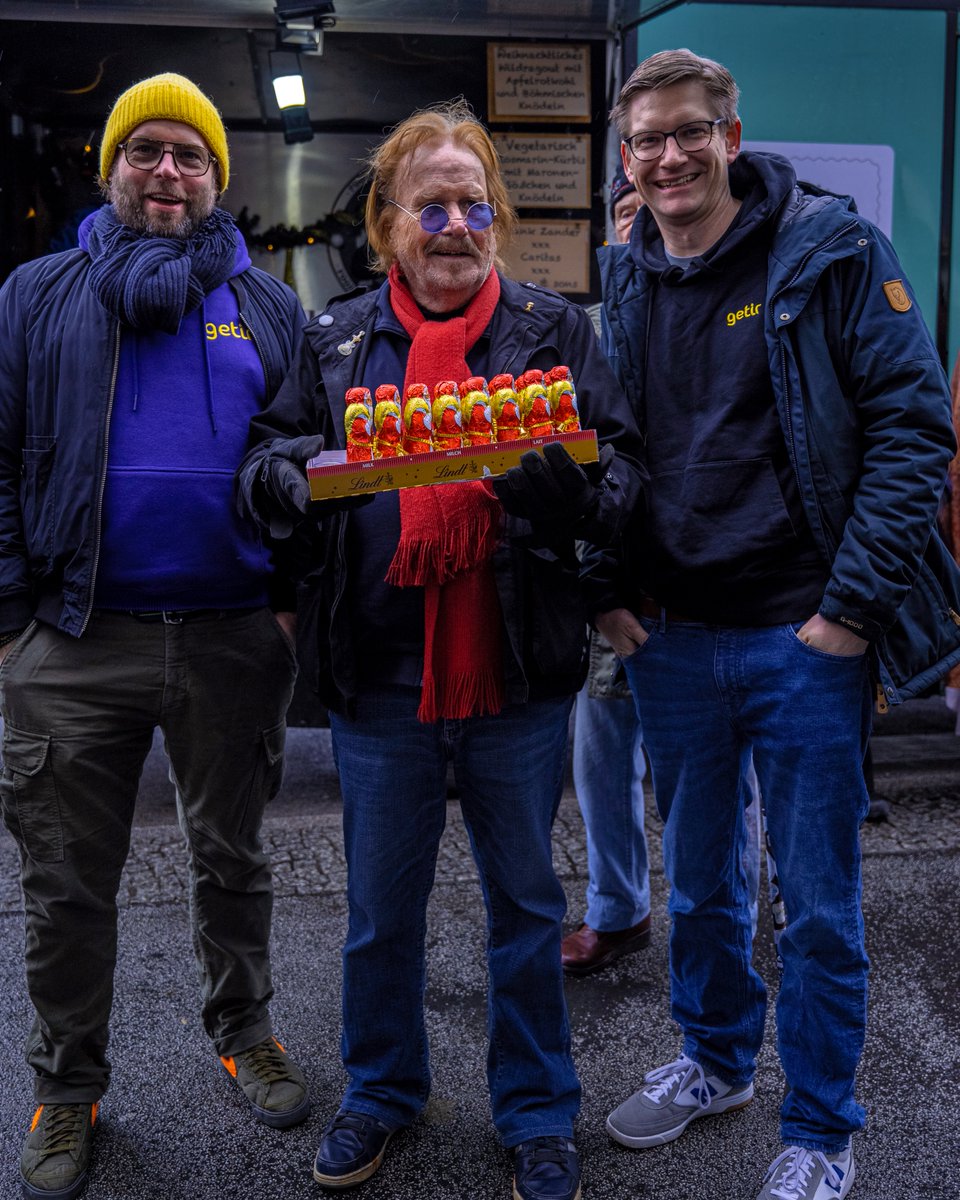 Wir gratulieren Frank Zander zur Verleihung des Bundesverdienstkreuzes und freuen uns dieses Jahr erstmalig seine Aktion "Weihnachten mit Frank" zu unterstützen. Wir sind sehr stolz dabei zu sein und Menschen in Not helfen zu können. 

#getirde #frankzander #obdachlosenhilfe