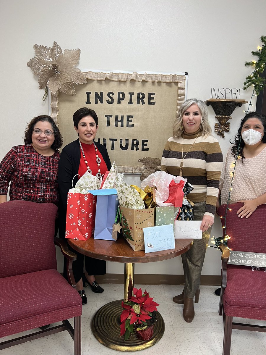 ACTRGV01's tweet photo. ACT*RGV gives back to the community. Blessings!
#actrgv01 @salpri1970 @PSJAHR @PSJAISD https://t.co/W9olW1icdy
