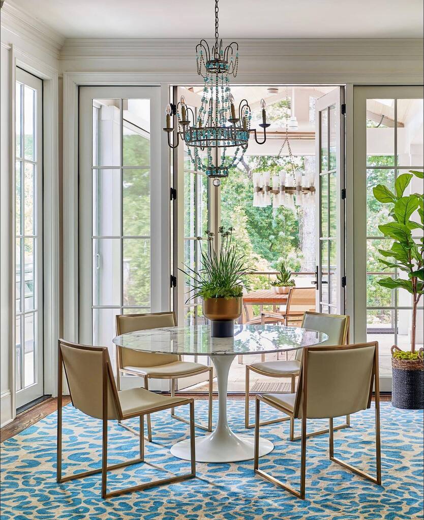 CnCInteriors's tweet photo. After, during &amp; before. 😉
.
📸 by @_dpphoto_ 
Builder | @knightresidentialgroup 
.
#beforeandafter #transformation #design #charlottedesign #kitchen #remodel #roomwithaview #dining #charlotte #interiordesign https://t.co/kYlRuhE0Oq https://t.co/PPI4z7Lzr1