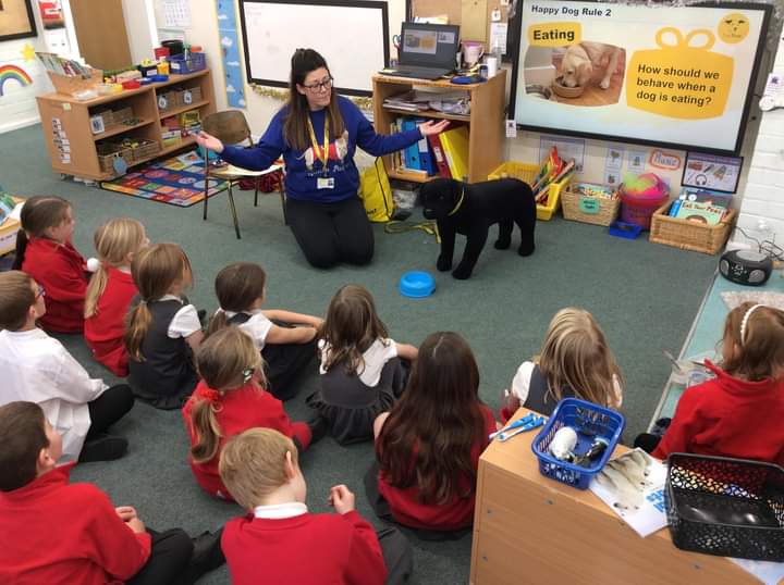 CrowtonPrimary's tweet photo. Today everyone enjoyed our visitor from Dogs Trust. We learned the 5 Happy Dog Rules! 🐕 https://t.co/NRWWygKTxC