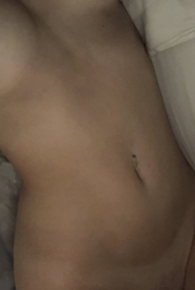 Lizzyx2001 tweet media