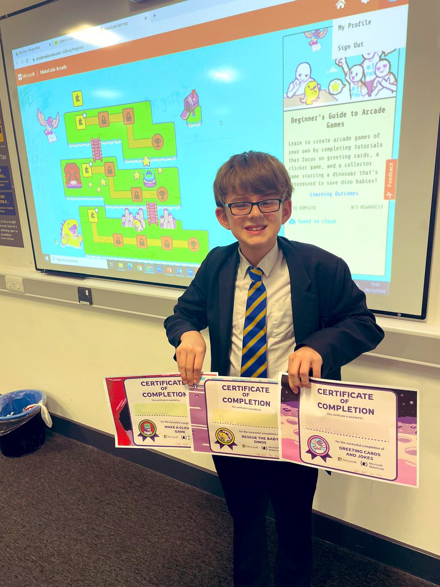 Today we mixed it up with a session on @MSMakeCode which was challenging but fun! Daniel managed to achieve 3 certificates! #Microsoft #MakeCodeArcade #KidsWhoCode #DigitalSkills #DCF 🖥️