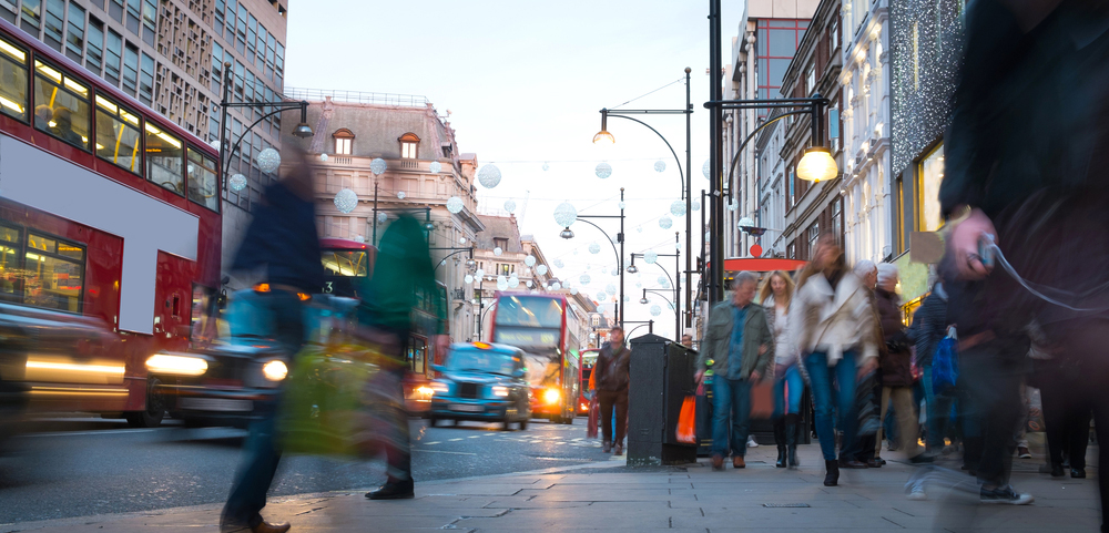 mcrmetnews's tweet photo. Our High Streets are changing – but how will they thrive and survive in a post-pandemic, online shopping world? Our researchers featured on @BBCr4today and @BBCRadio4’s Your and Yours programmes to give their expert insight https://t.co/BpQjtTznhZ https://t.co/zuRRLoVIez