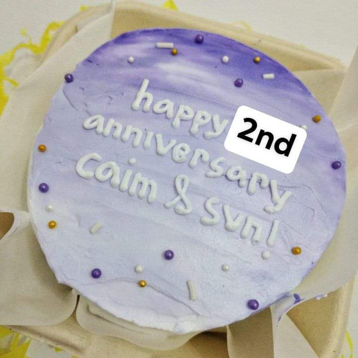 tobewithazi's tweet photo. sorry low budget tayo ngayon hahahahaha. mahal ko kayo so much. to more years with y'all mwamwa https://t.co/5jClxSeDAV