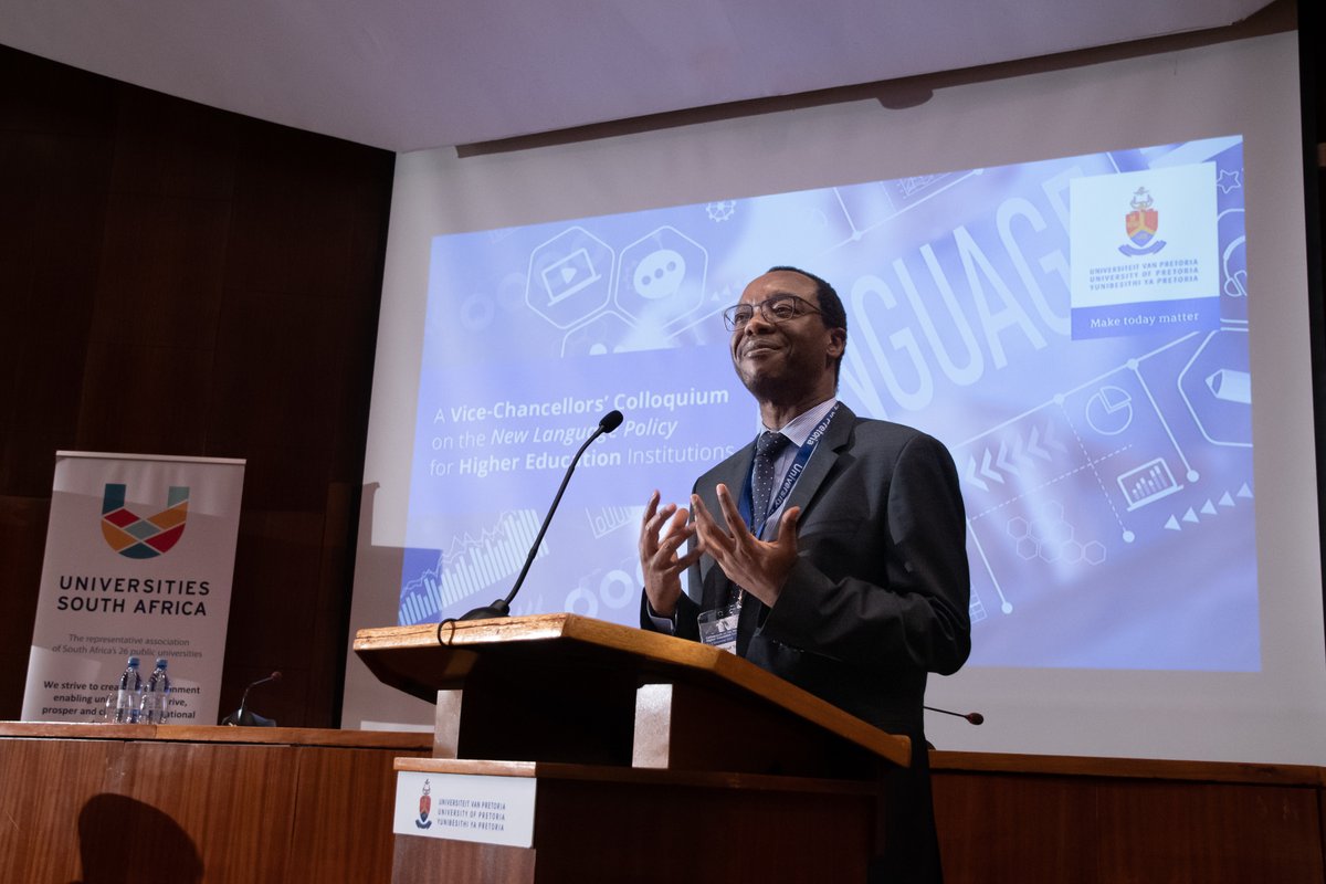 UPTuks's tweet photo. 'The #multilingualism challenge needs universities to work together, similar to what they had done to prevail over the COVID-19 pandemic' - UP VC Prof Tawana Kupe, speaking at this year's VCs’ Language Colloquium: https://t.co/UXvYazQEyr
#MovingTheConversationForward https://t.co/BNdNc6KVLn