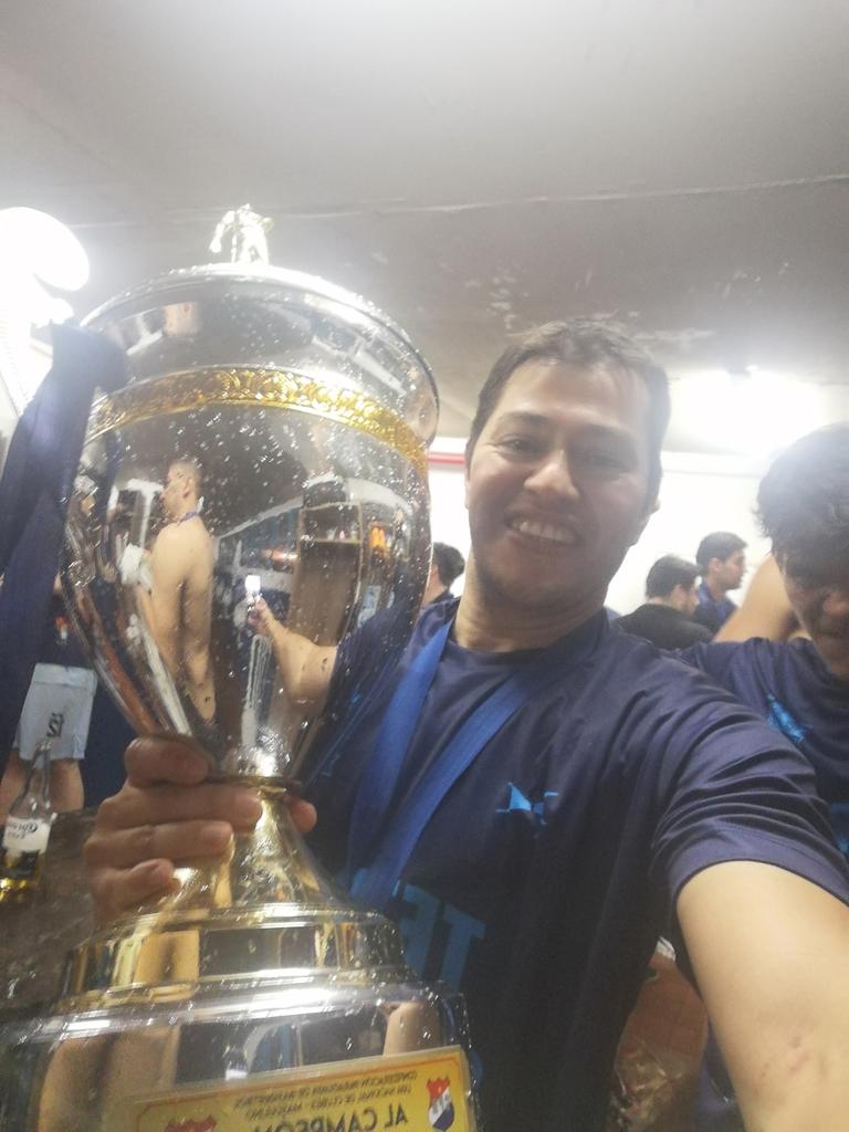 gustorr80's tweet photo. La Tercera del Año 🏆 🏆 🏆 y mi Campeonato N' 32 🏆🏀💯🙌  Vamos por más 💪
San José Tetra Campeon🎉🎊 https://t.co/iDHJRCqADV