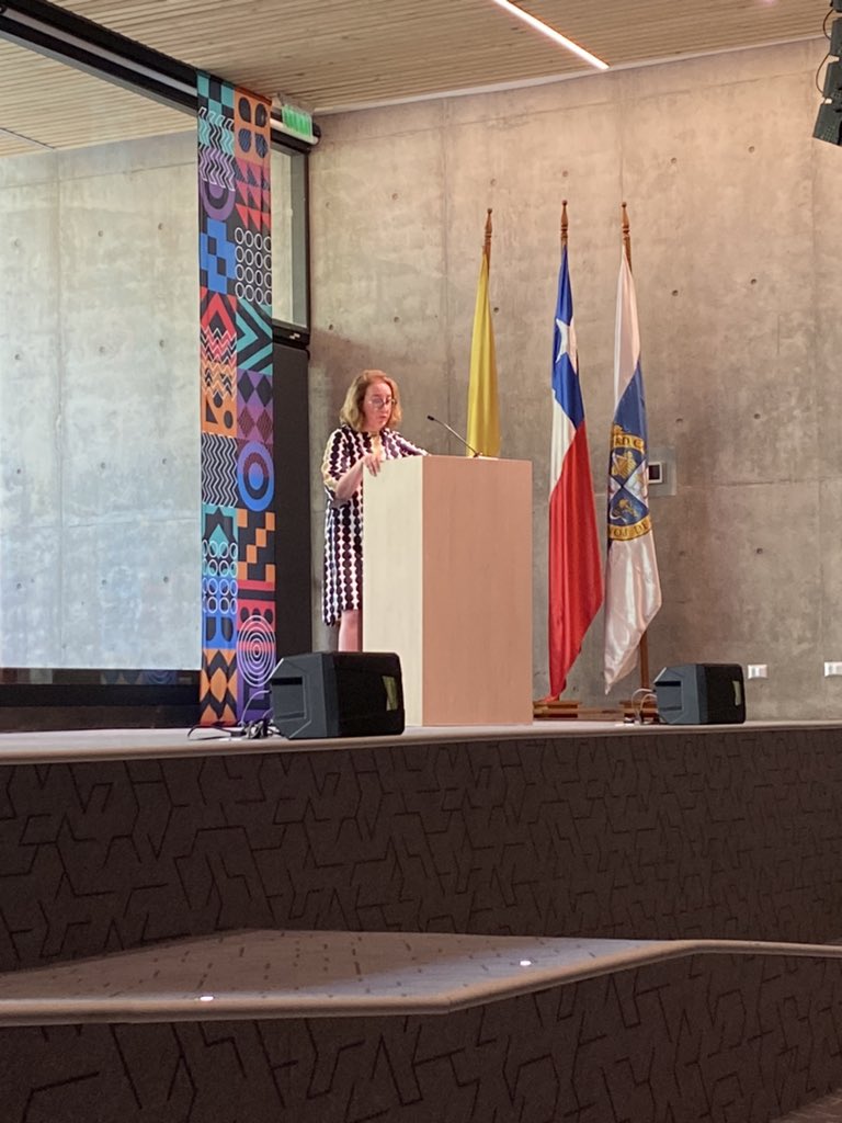Dr. Ana Vrdoljak, sobre la conservación del patrimonio:
“Lo que está claro desde el comienzo del siglo XIX en el saqueo napoleónico, es que solo la menor fracción de ítem se encuentra en el camino donde fueron sacados”.