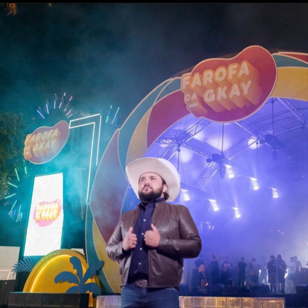 RodrigoMoraisRM's tweet photo. Pensa numa festa 💥💥💥
Obrigado @gessicakayane @afarofadagkay 
.
.
#farofa #gkay #farofadagkay #famosos #fofoca #festa #rodrigomorais #superou https://t.co/oddEI6K6fL