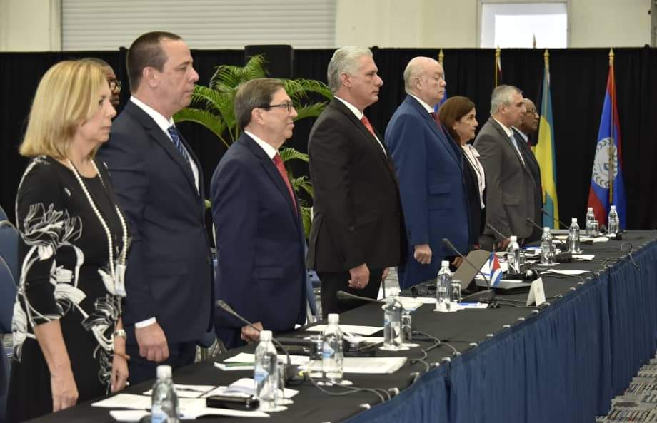 #Cuba presente en la 8va Cumbre #Caricom. 
<a href="/DiazCanelB/">Miguel Díaz-Canel Bermúdez</a> recordó el inicio de las relaciones con los países independientes del área.   #SomosCaribe 
#FidelPorSiempre