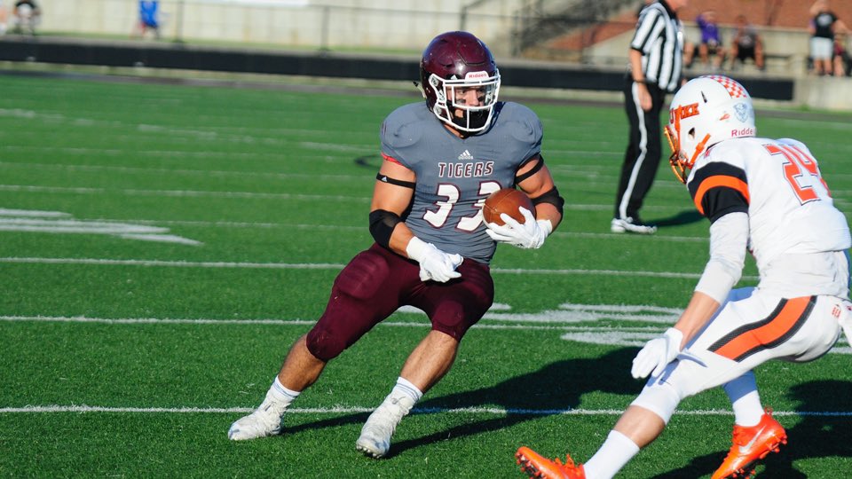 e1ijahadams's tweet photo. After a great talk with coach @CoachMonte_  I’m blessed to receive an offer from Campbellsville university!! https://t.co/4W23RaRooq