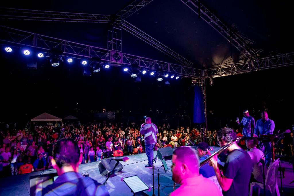 PuchiColon's tweet image. The Lord did some amazing things in Costa Rica , blind eyes open,deaf ears open, tumors disappeared from people’s bodies, back pain healed and many more miracles, thousands called on the name of Jesus and they will never be the same. 

I’m believing the same thing for Florida!