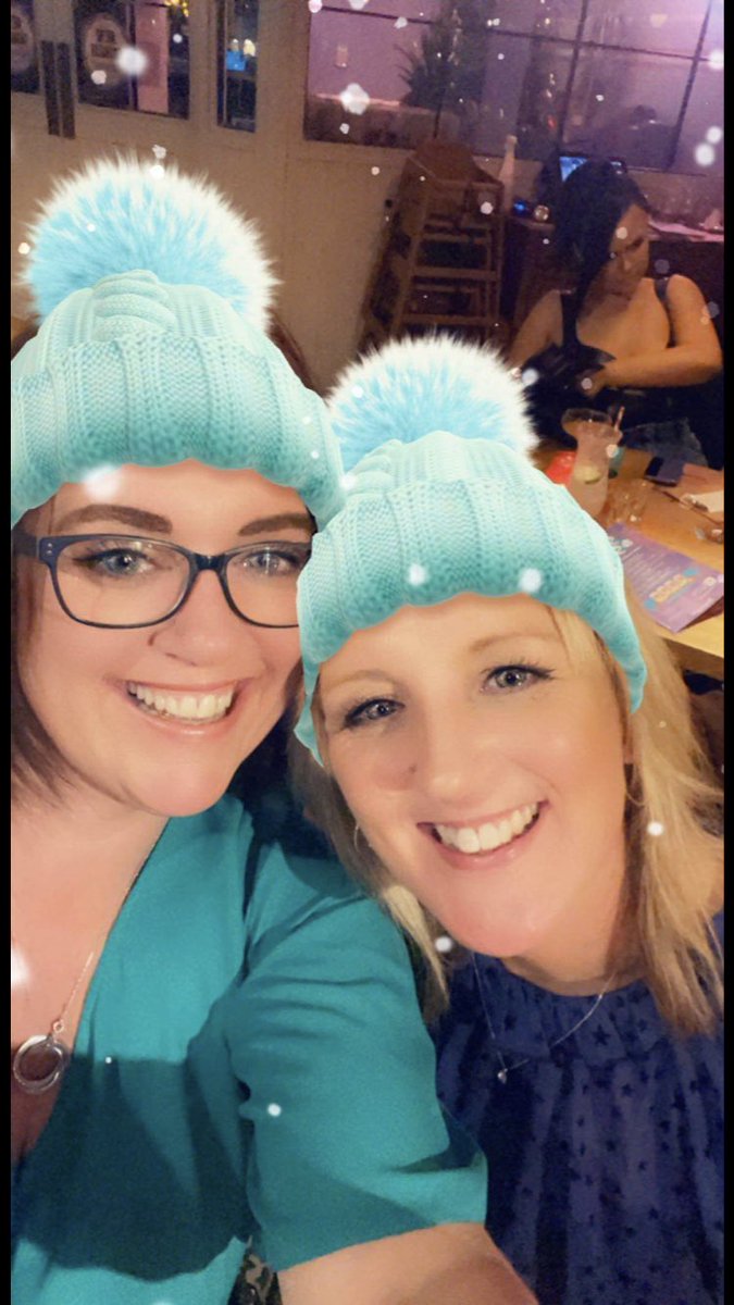SallyKemp76's tweet photo. Bit late but enjoyed Saturday start the Christmas celebrations 🎄🎅🏻🥂💋 https://t.co/AoGmmbWbYM
