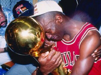 NotLikeRuss's tweet photo. @TheNBACentral Chris Paul winning his first trophy with the best regular season record https://t.co/siNA7bPvEQ