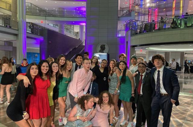 JamesMadisonHS's tweet photo. Last Friday, Madison students attended the Best Buddies Homecoming Dance with other Best Buddies chapters in the region.  What an amazing night! #ONEkindactVienna #OurFCPS https://t.co/ju1i8ONzQV