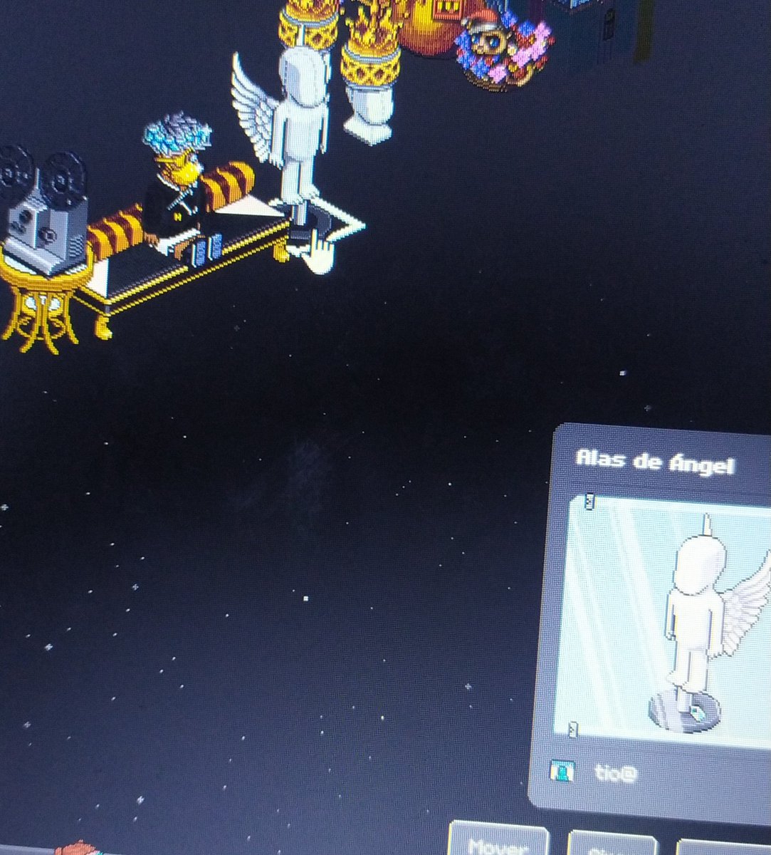 Conseguí las malditas Alas 😭😭 ya solo falta que gane España. Pd: No se que hacer con ellas 🙄🙄🙄