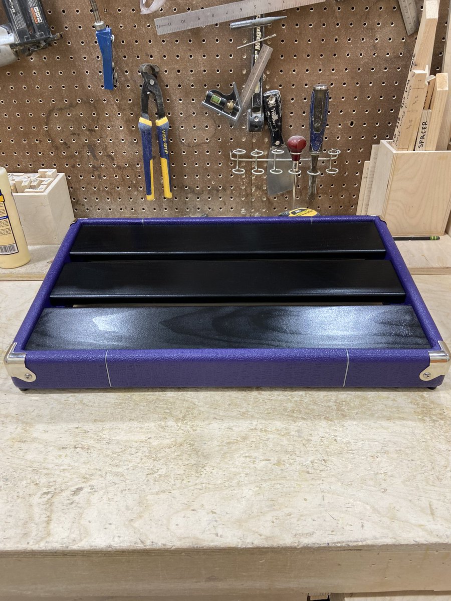 doesitdoom's tweet photo. Killer specs on this latest custom Doomboard build. British Purple Elephant Tolex with silver piping, chrome corners, and ebony slats. ๐ฆ๐ฎ#doomboard #pedalboard #pedalboards #pedalboarding #pedalboardsofdoom #guitar #electricguitar #doesitdoom https://t.co/zaKWralCWE