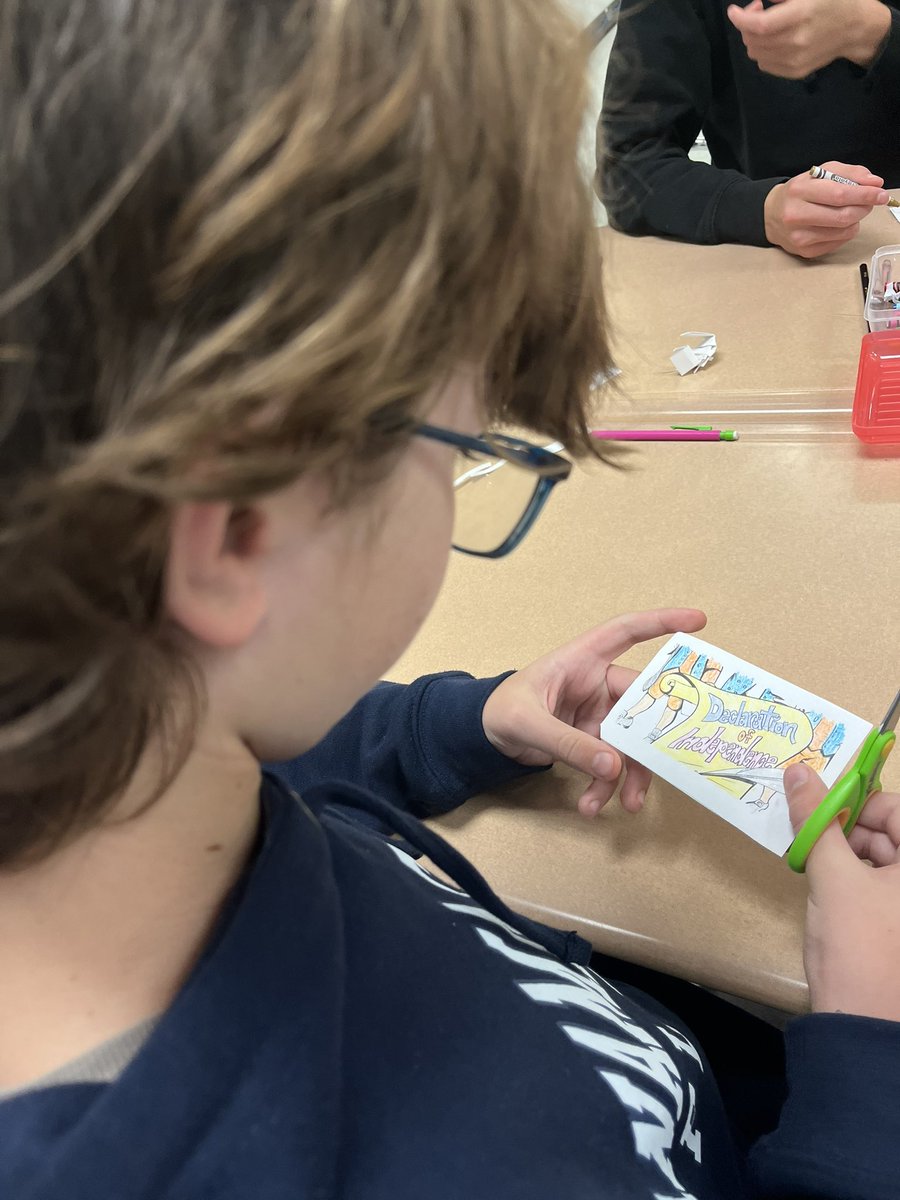 WhiteHouseMiddle tweet media