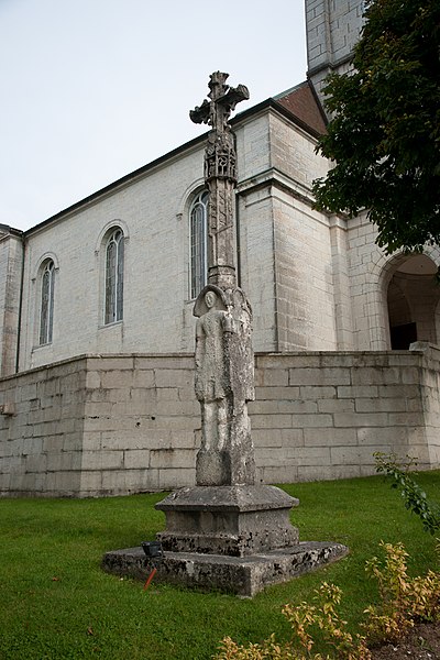 MonumentumFr's tweet photo. Croix de l'ancien cimetière près de l'église à #Loray (#Doubs) Croix de l'ancien cimetière près de l'église : classement par arrêté du 25 octobre 1906.
Suite 👉 https://t.co/vWrbpmpYIH
#Patrimoine #MonumentHistorique https://t.co/5dMdvAdnQa