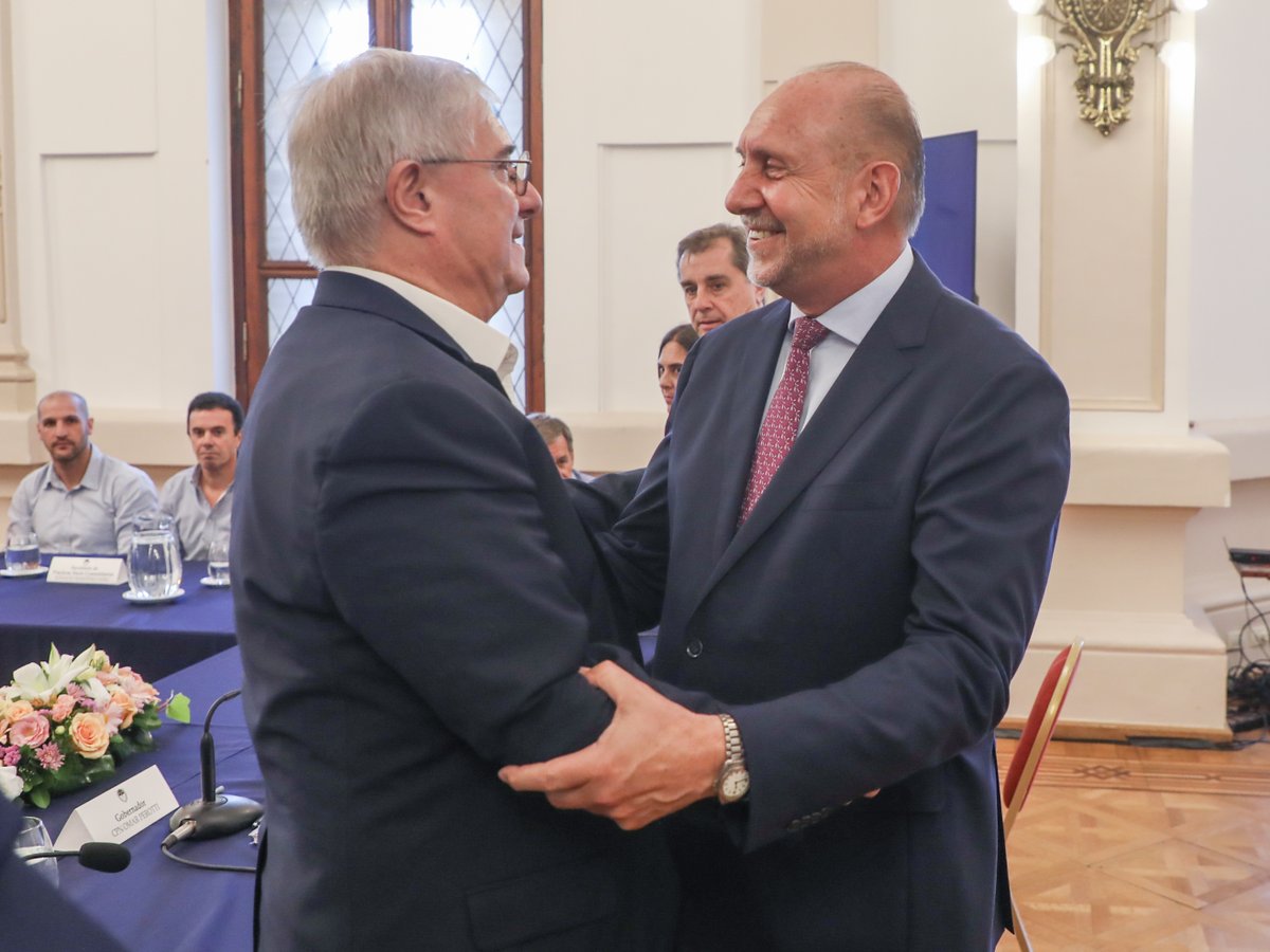 Omar Perotti tweet media