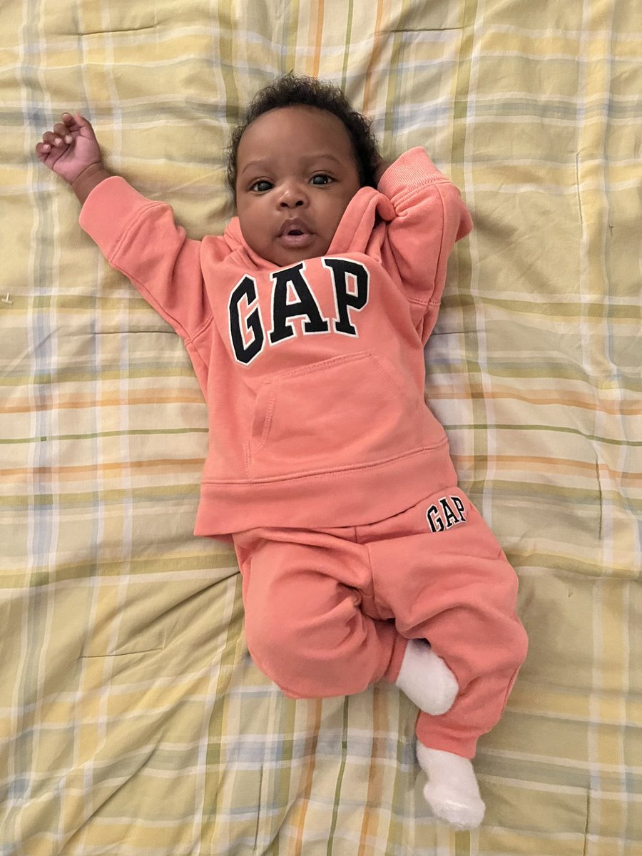 ezcato's tweet photo. @Gap where we got to go to pick up the check? 😂😎 https://t.co/vzispcWq7T