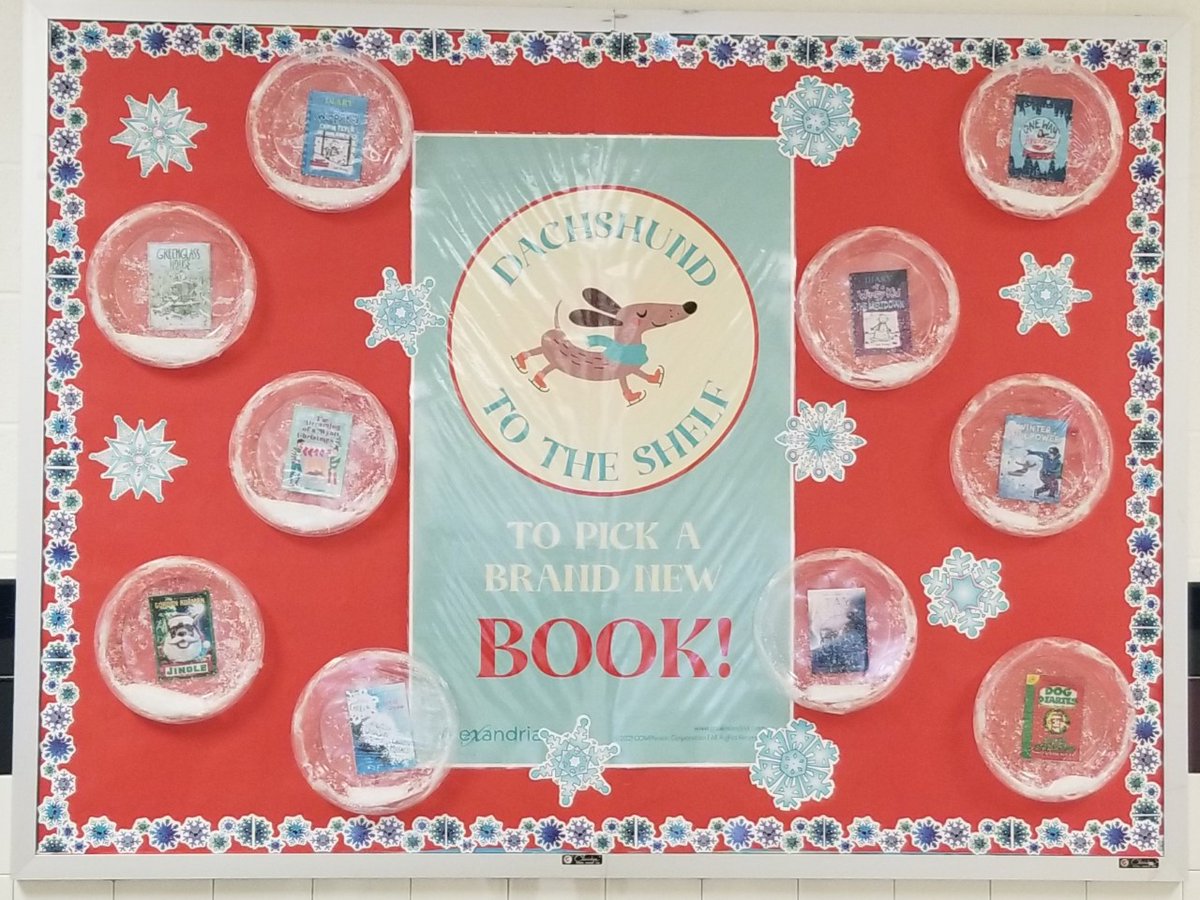 MMS_LibraryAsst's tweet photo. Mrs. Topness @MrsTopness  and I used the idea from another librarian to make our snow globe bulletin board! https://t.co/AD13LMJbIq