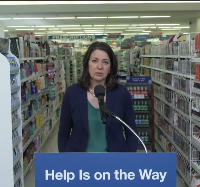 JasonOnTheDrums's tweet photo. #Ableg

Today’s Danielle Smith is combative confused and uncomfortable.

She was asked a dozen questions: she deflected, minimized and failed to answer ANY of them. 

Is this REALLY leadership; or is this someone who is WAY over their head?

What an unmitigated disaster. https://t.co/f7EZIKo0Ej