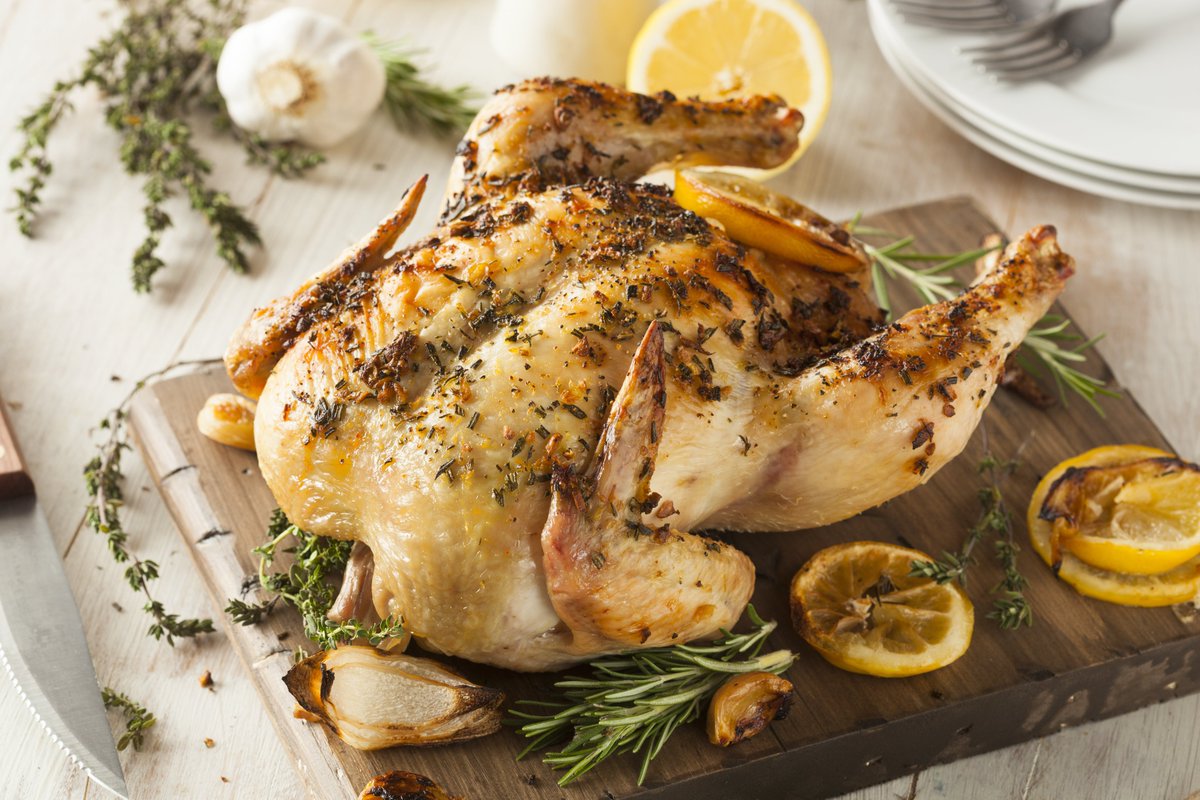 FarmersToMarket's tweet photo. It's not all about turkey this month!

Make sure to add variety in your cooking this December, our free-range chicken is a tasty alternative for those who don't like turkey. Chicken is the perfect crowd pleaser option! https://t.co/Szmq6ybLbW