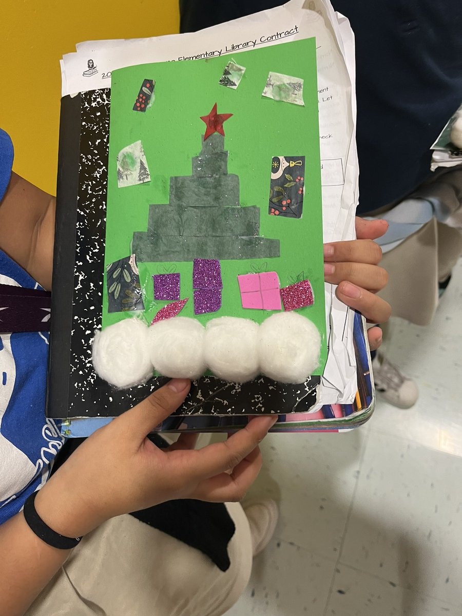 Mrs_LCornejo's tweet photo. Making our holiday cards. @MorenoMustangs #collageart #hisdart https://t.co/ULFQDQIfdZ