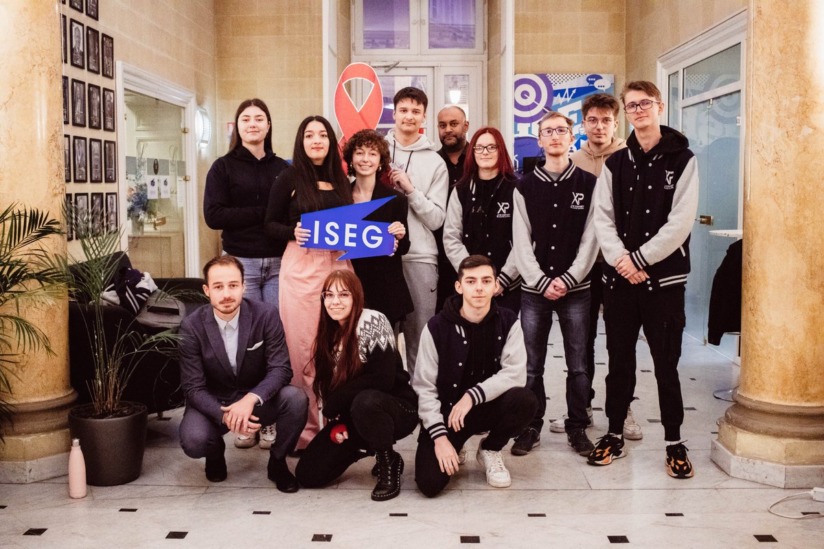 iseg_strasbourg's tweet photo. #IONISenVeilleContreLeSida 

Quelle victoire ! 🏆 Aux côtés des écoles @EpitechStras et @XpSchool1, nos étudiants ont sensibilisé tout le campus du @Groupe_IONIS au VIH, à ses enjeux et sa prévention. Pour l'occasion, prêt de 1750 euros ont été collectés pour le @Sidaction 👏 https://t.co/R6EnDUBfeH