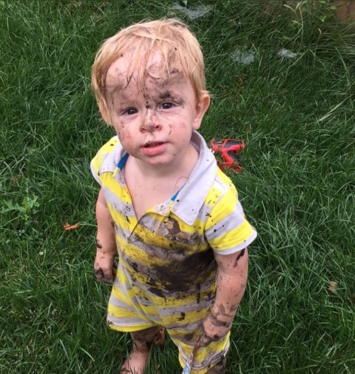 Gavi: Luis padrique lo hize bien?🤕
Luis: si gavi lo diste todo 🫡