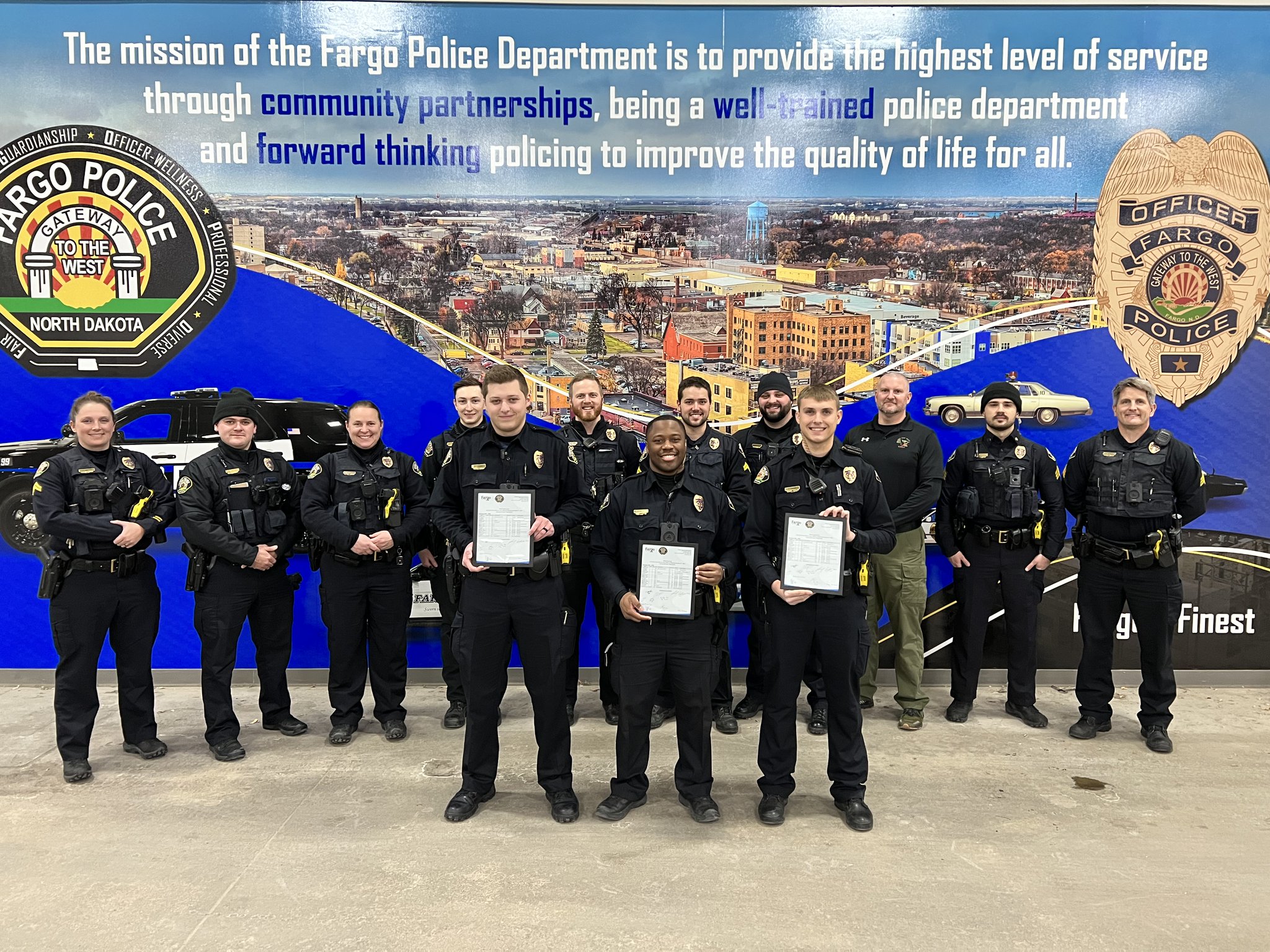 Adair Police Officer Carlos 83 - vtbiqtg
