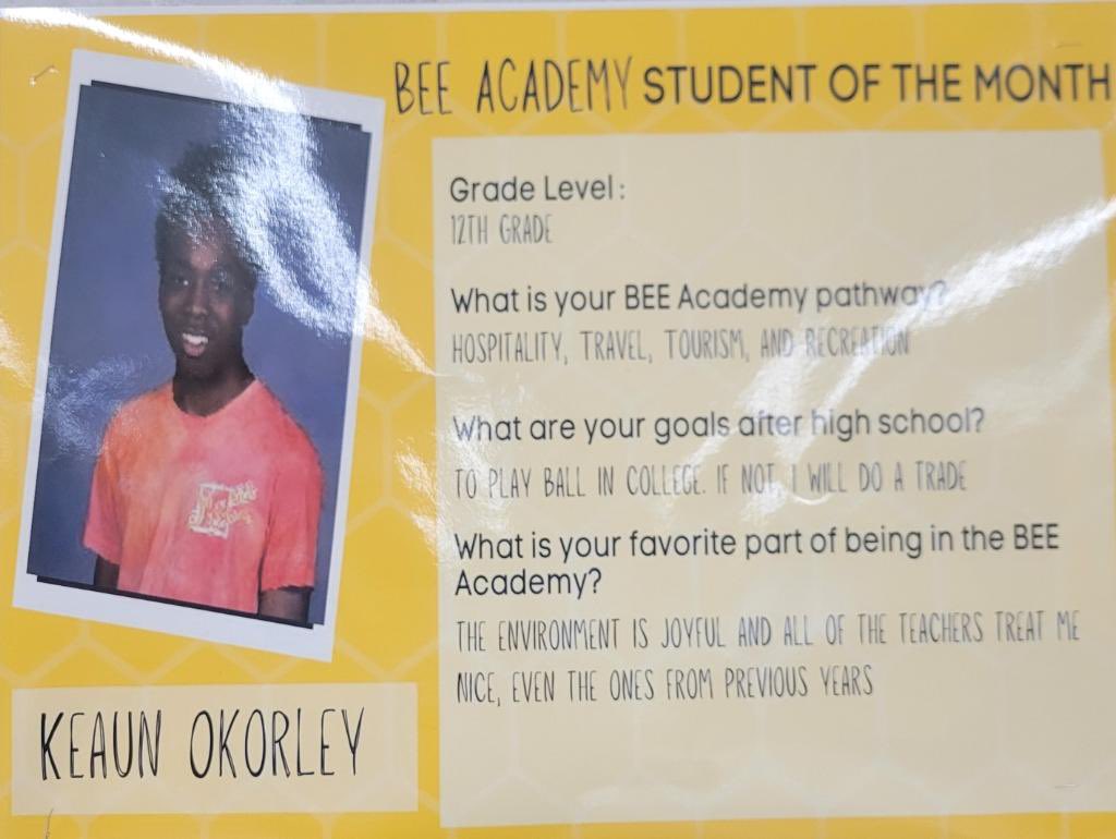 TCreekfootball's tweet photo. #STUDENTATHLETESPOTLIGHT 

We are proud of our student-athletes that take pride in their academic successes! 

Good job @kingkeaun32 keep up the hard work! 
@drmills_TC @TCHSacademies 

Go Creek! https://t.co/goRAjA0MWv