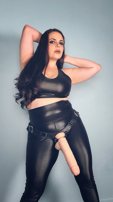 ⚠️ RT GAME ⚠️  BallAbuseBoy is back for another round...do you think he will cum without permission again<a href="/tag/mistress"class="tags"><span>#mistress</span></a><a href="/tag/findomme"class="tags"><span>#findomme</span></a><a href="/tag/rtgames"class="tags"><span>#rtgames</span></a>