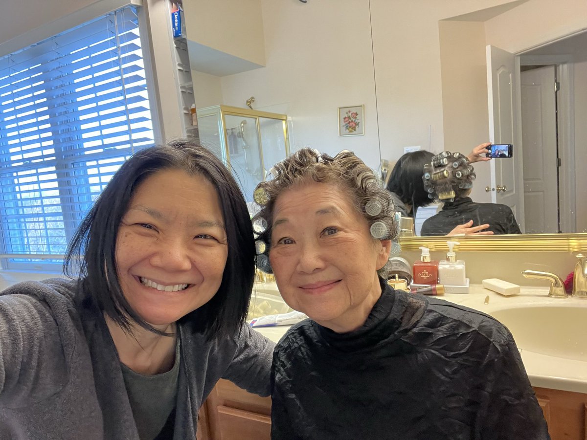 Margaretchungcc's tweet photo. Thank you, Caroline, for a super lesson on roller set!  Mom looks great!🤗 @APSCareerCenter @apsACCBarCosmo @arlingtontechcc @APS_CTE https://t.co/LSqRV4kChp