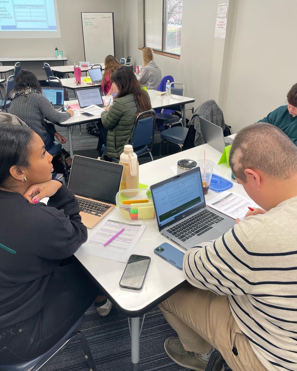 MusicCityMath's tweet photo. Full house today for our elementary teachers learning about Math Language Routines today! Such great ideas and learning being shared! Diving deep into the @IllustrateMath materials #learnwithmcm #learnwithim #musiccitymath https://t.co/Y807mZCSHB