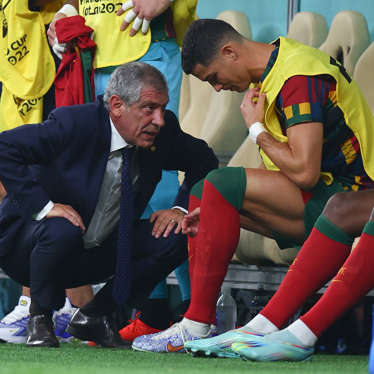 livescore's tweet photo. Fernando Santos on Cristiano Ronaldo: 

"There is no problem with our captain. We've been friends for years. We spoke before the game and he had no issue with my decision. He’s an example." 👏🇵🇹 https://t.co/vzGNMXq8TQ