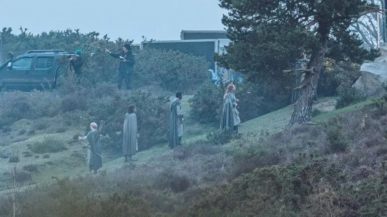 PHOTO: The Rings of Power Season 2 Spotted Filming Scenes With Elves -  Redanian Intelligence